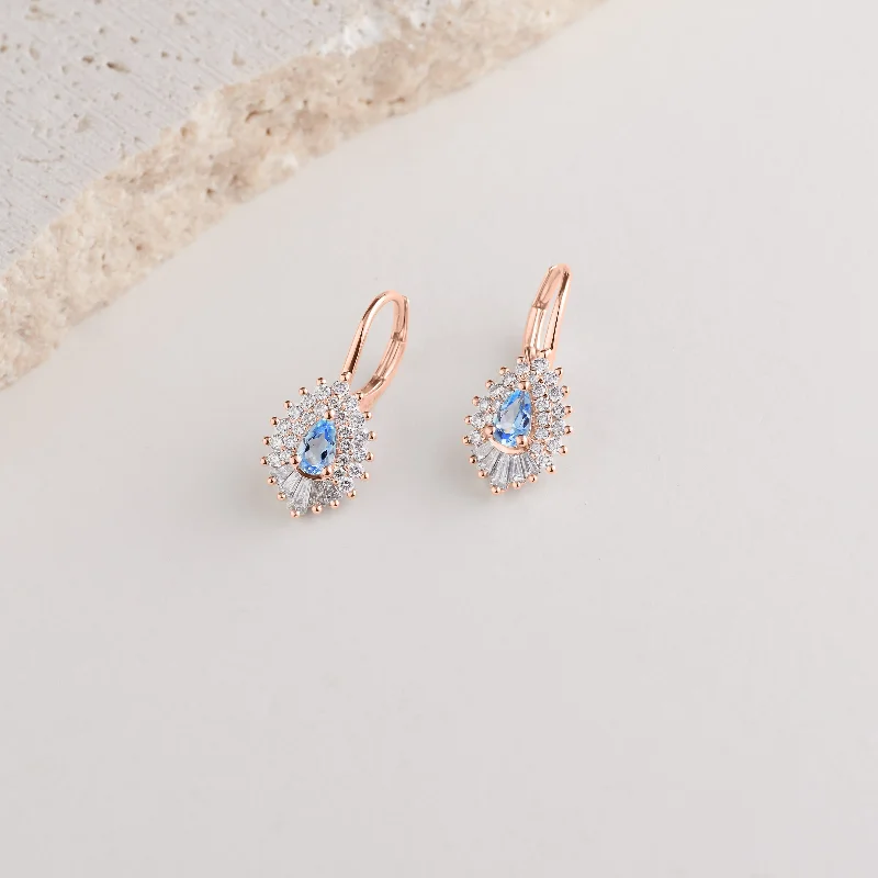 Moissanite - Set Wedding Bands in Yellow Gold for a Sparkling and Ethical Alternative to Diamonds9K Rose Gold Pear London Blue Topaz and Diamond Vintage Earrings 0.55tdw