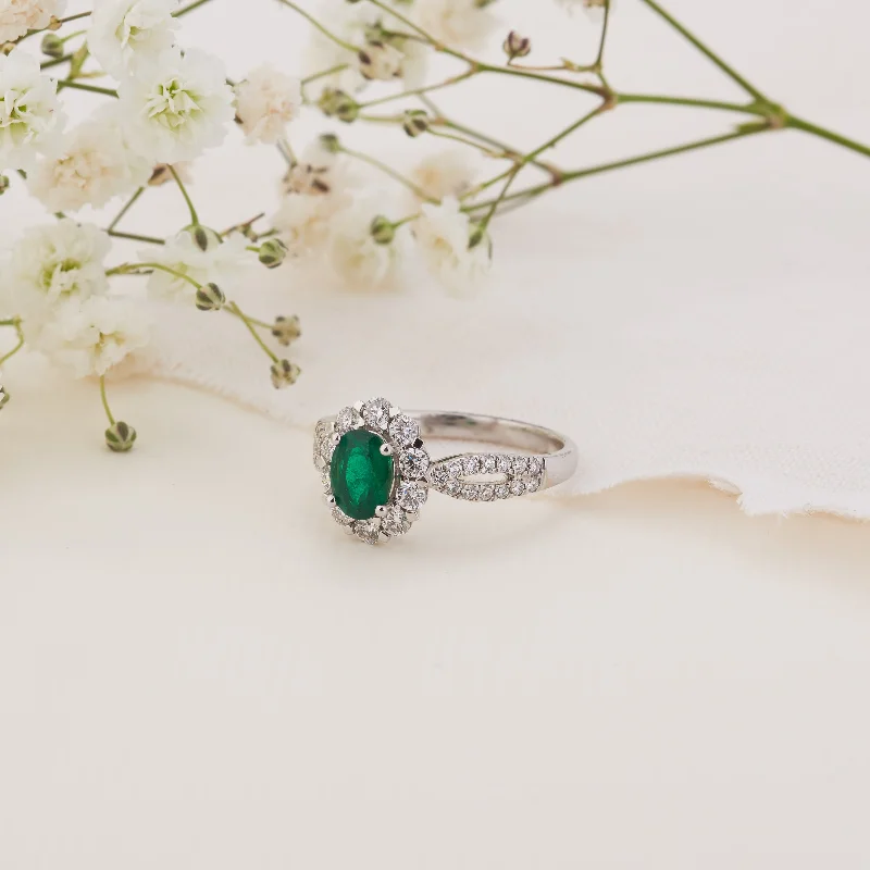 Custom - Engraved Titanium Wedding Bands with Personalized Messages for a One - of - a - Kind and Sentimental Piece18K White Gold Oval Natural Emerald Diamond Halo Ring 0.75tdw