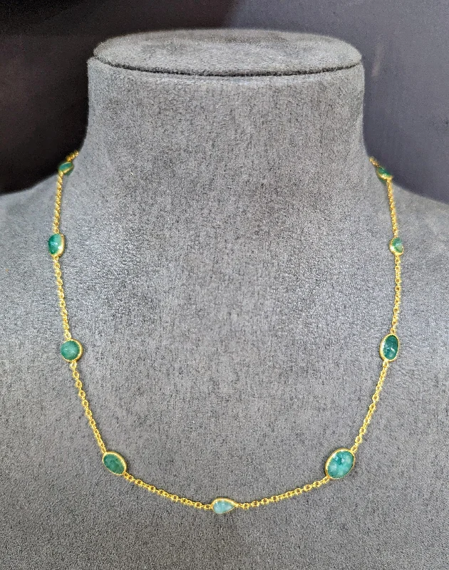 Enamel - Painted Chain Rings with a Colorful Design18ct Gold Vermeil Emerald Chain Necklace