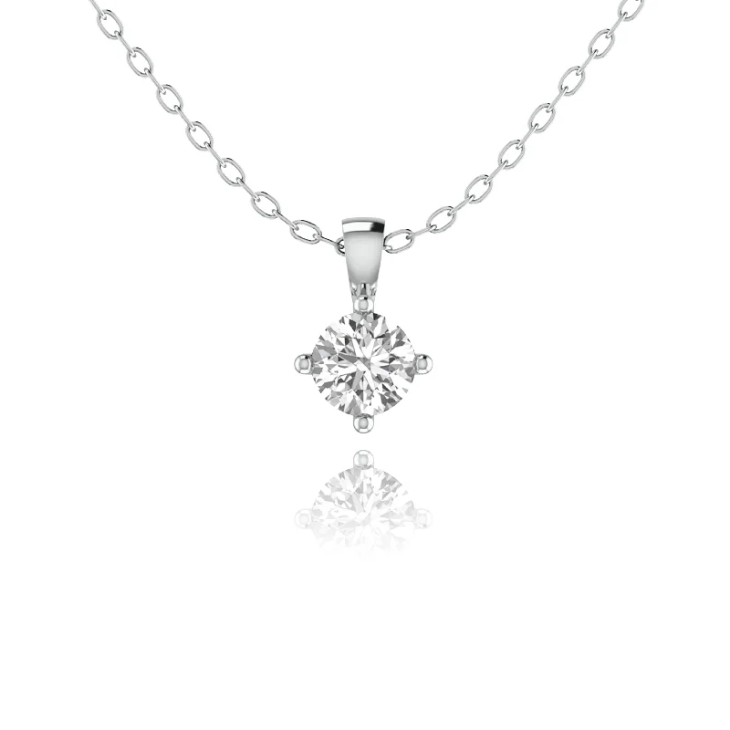 Heart-shaped pendants for Valentine’s DayFour prong  Brilliant cut Diamonds Solitaire Pendent