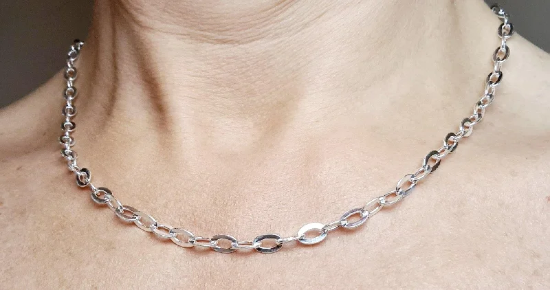 Braided Silk - and - Chain Rings for a Soft and Stylish Look41-46cm Sterling Silver Belcher Chain Necklace