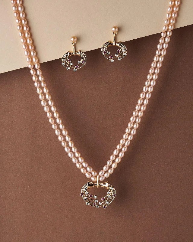 Chain Rings with a Solar - Powered Light FeatureSimple and Elegant Real Pearl Necklace Set