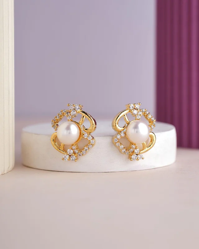 Waterproof drop earrings for beach or poolside wearBeautiful Stud Pearl Earring