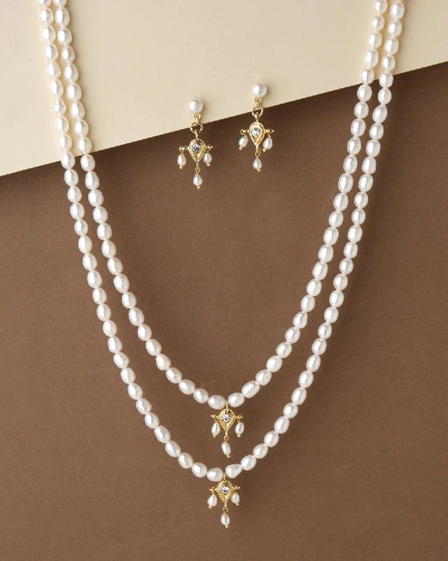 Chain Rings with a Pave - Set Diamond - Look CZ BorderPretty Pearl Necklace Set