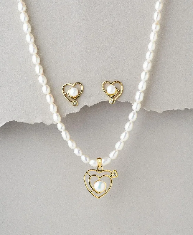 Chain Rings with a Morse Code Engraving for a Secret MessageHeart Shaped Real Pearl Necklace Set