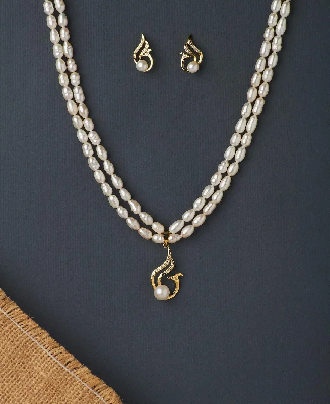 Infinity - Symbol Chain Rings for a Romantic MeaningPeacock Stone Studded Pearl Necklace Set