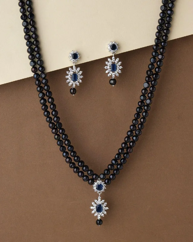 Chain Rings with a Pave - Set Diamond - Look CZ BorderRavishing Pearl Necklace Set