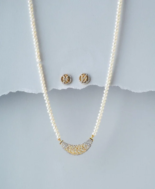 Micro - Chain Rings with an Ultra - Fine Link StructurePretty Pearl Necklace Set