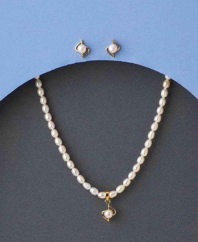 Chain Rings with a 3D - Printed Custom Link DesignPretty Pearl Necklace Set