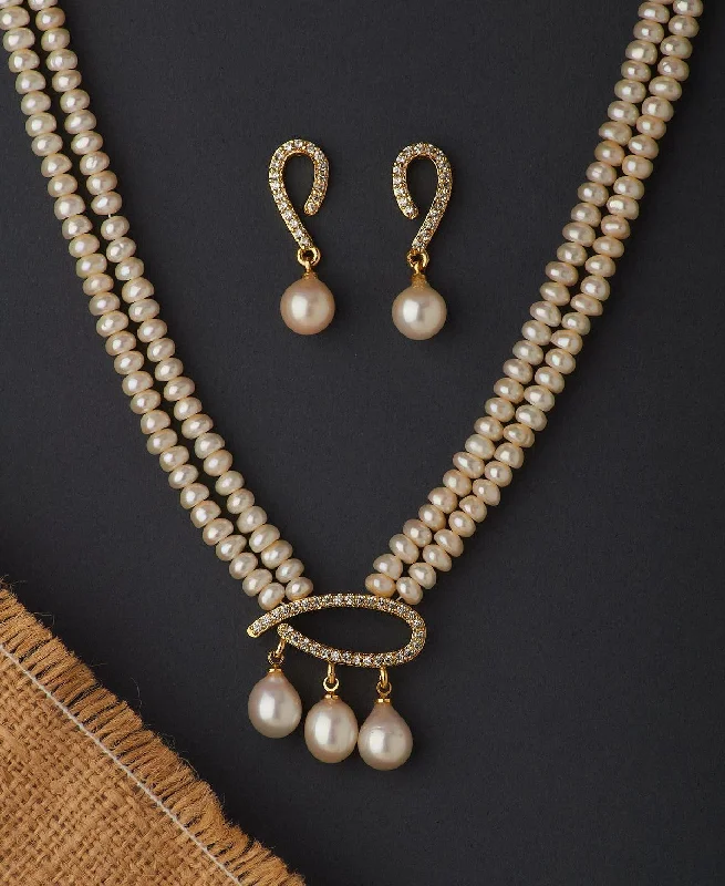 Beaded Chain Rings with Semi - Precious StonesPretty Real Pearl Necklace Set