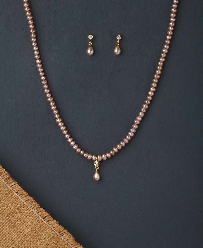 Chain Rings with a Wind - Chime - Inspired DesignPretty Real Pearl Necklace Set