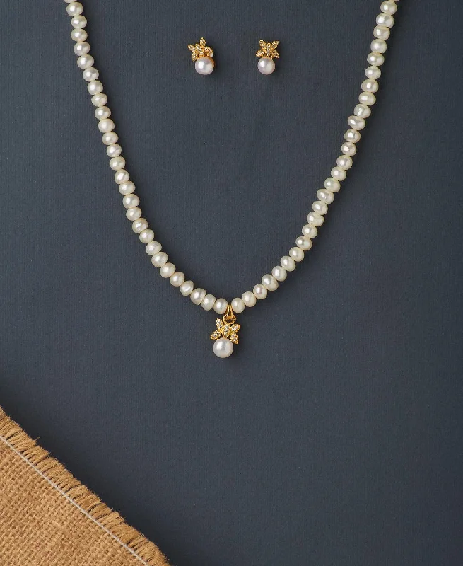 Rose Gold - Toned Chain Rings with a Dainty ChainPretty Stone Studded Pearl Necklace Set