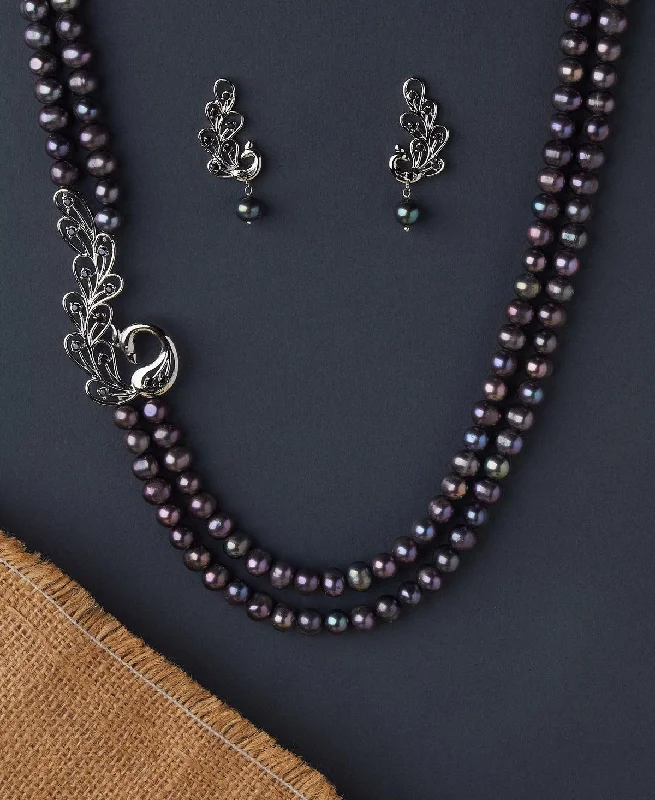 Open - Ended Chain Rings with a Creative Twist DesignRavishing Peacock Real Pearl Necklace Set