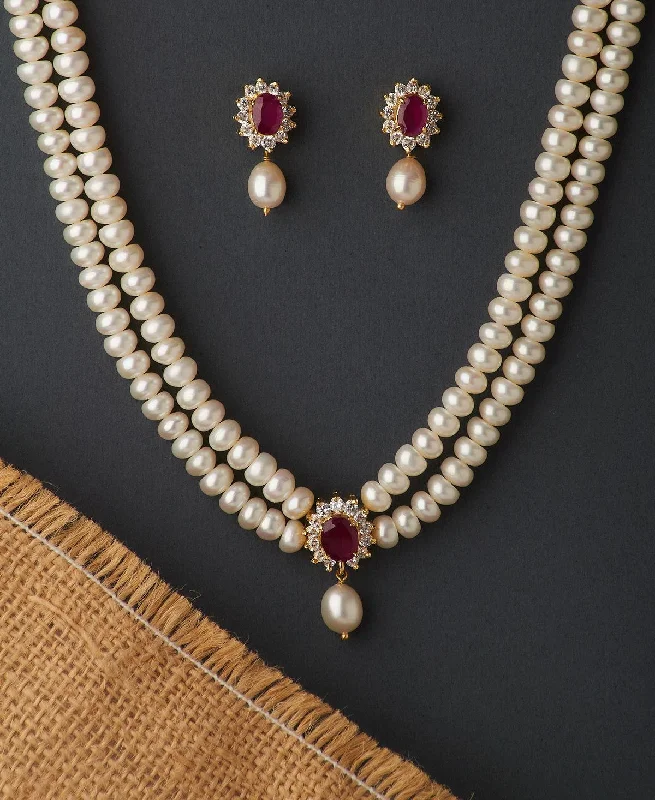 Enamel - Painted Chain Rings with a Colorful DesignRavishing Real Pearl Necklace Set