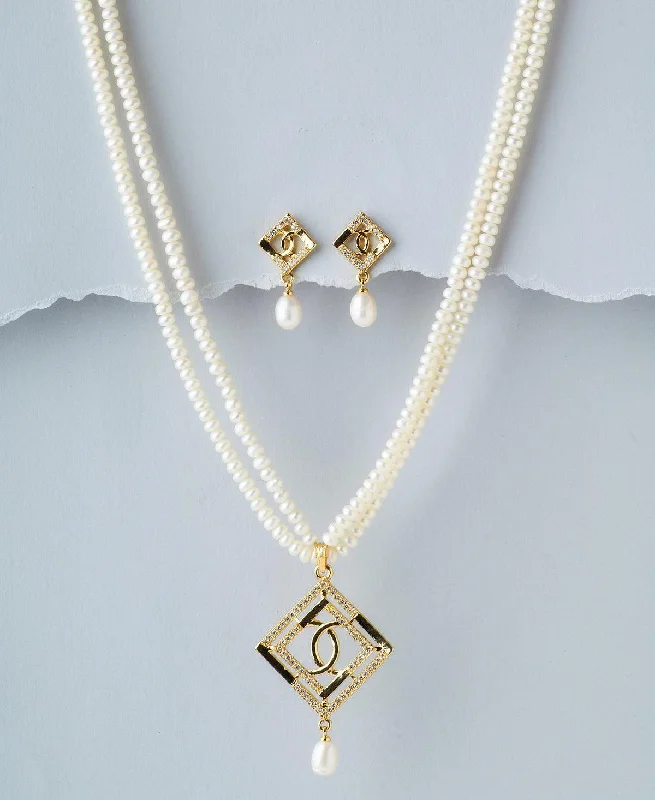 Rose Gold - Toned Chain Rings with a Dainty ChainRegal Real Pearl Necklace Set