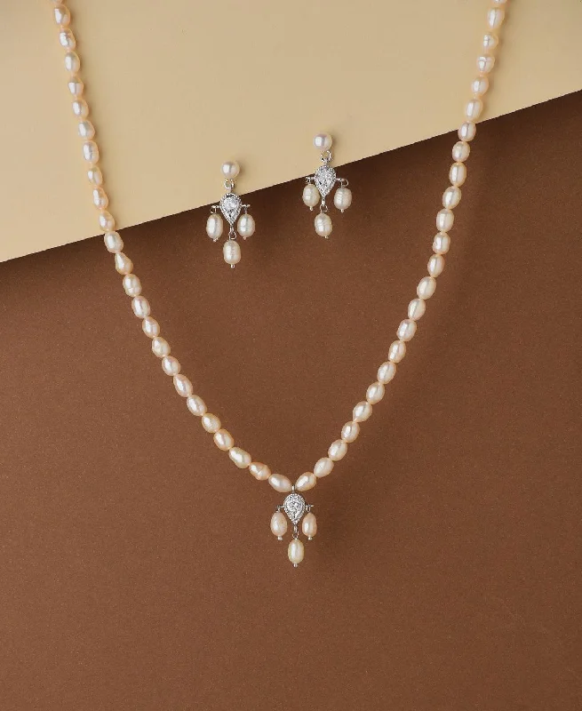 Chain Rings with a Sound - Emitting Feature for a Unique ExperienceSimple and Elegant Real Pearl Necklace Set