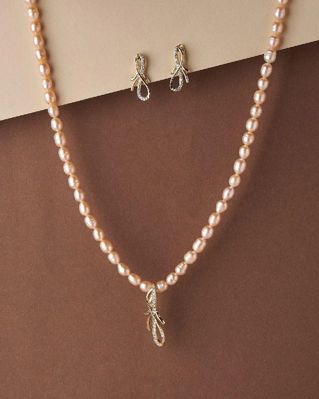 Chain Rings with a 3D - Printed Custom Link DesignSimple and Elegant Real Pearl Necklace Set