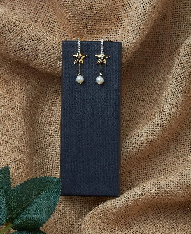 Sparkly drop earrings with a high - shine finishStar Stylish Hanging Earring