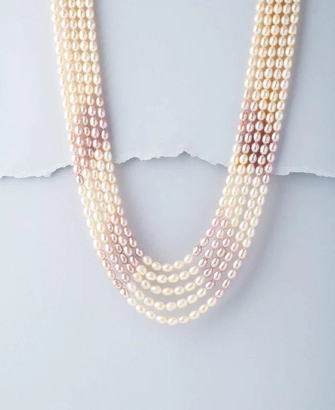 Open - Ended Chain Rings with a Creative Twist DesignStunning 5 line Real Pearl Necklace