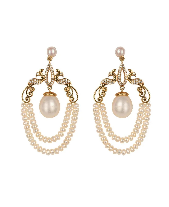 Lightweight drop earrings for all - day comfortTraditional Pearl Hanging Earrings